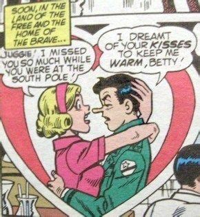 did betty dating jughead in the comics